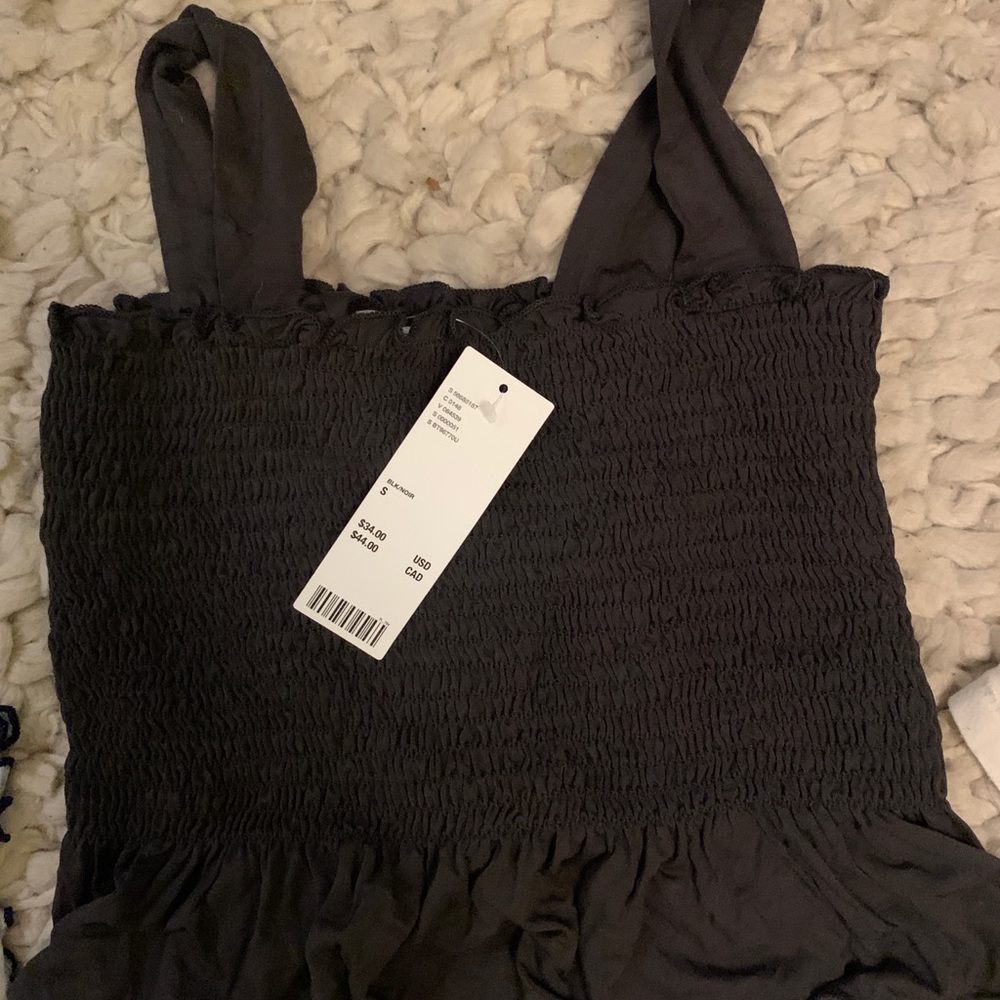 Cropped square neck top